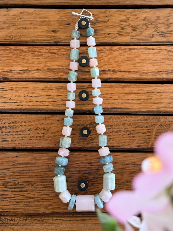BAREFOOT GEMSTONE NECKLACE