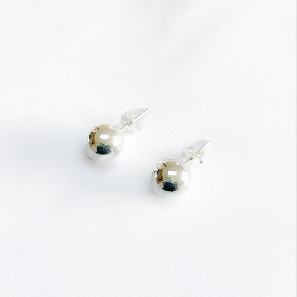 Everyday Orb Stud Earrings