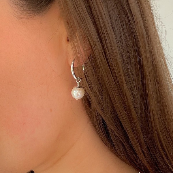 Pearl Midi Hoop Earrings 