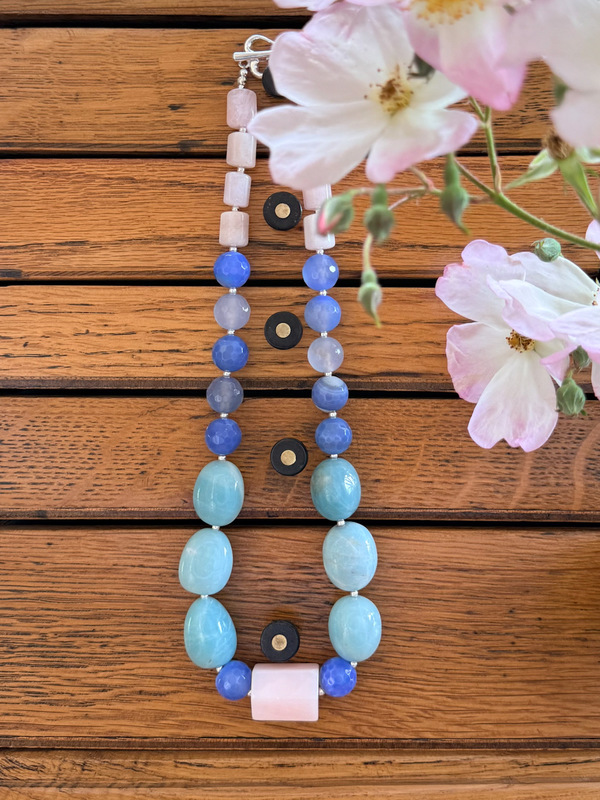 SALTWATER GEMSTONE NECKLACE