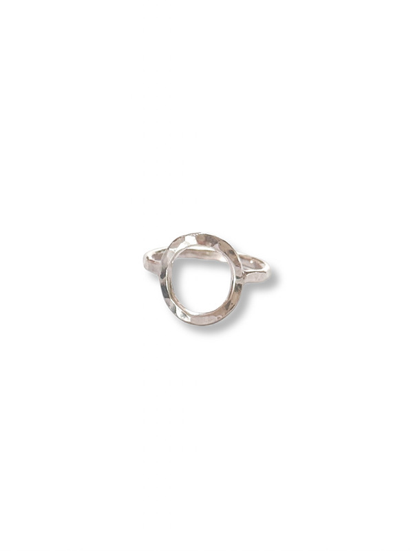 FOREVER GLINT CIRCLE RING
