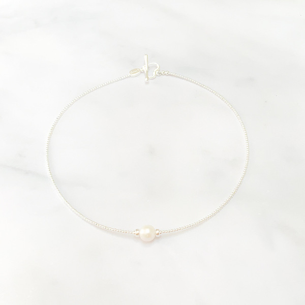 Simple Pearl Skinny Necklace 