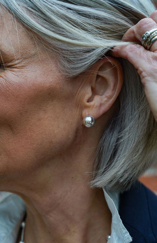 EVERYDAY MIDI ORB STUDS