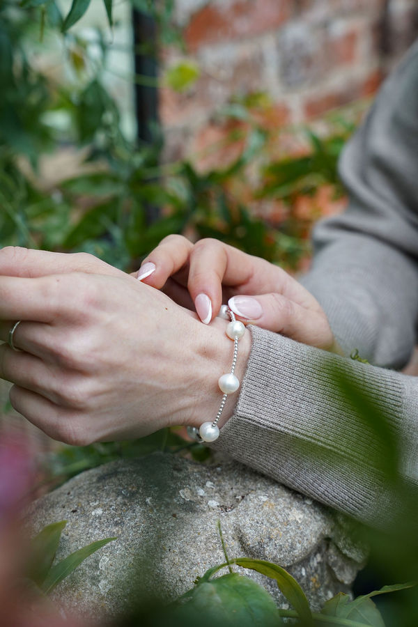 UNSTOPPABLE PEARL MIDI BRACELET