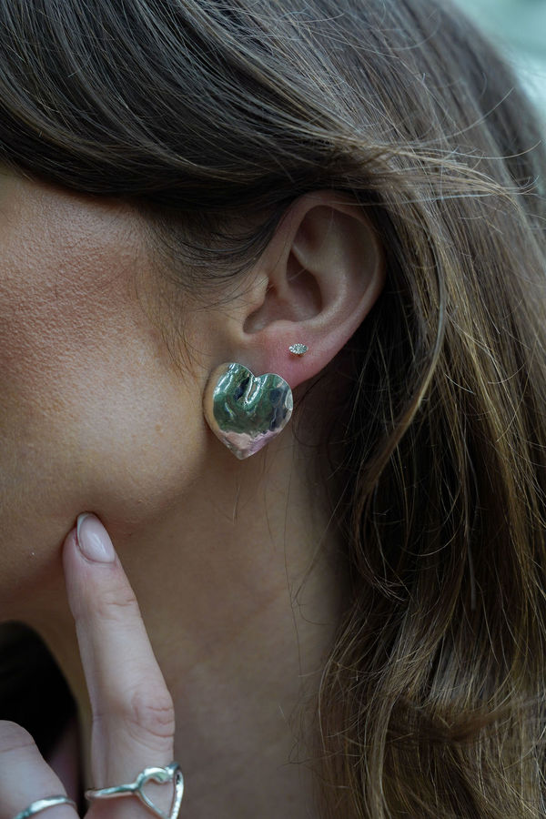 COURAGEOUS HEART STATEMENT STUDS