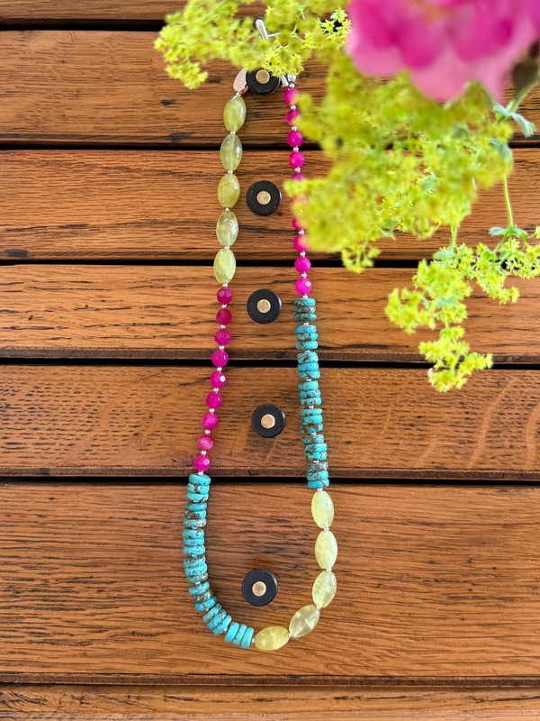 LIME ZEST GEMSTONE NECKLACE