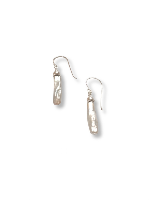 GENTLE BIWA DROP EARRINGS