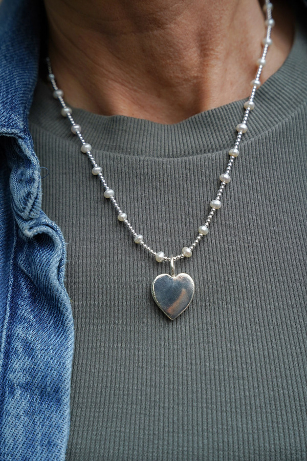 SWEET HEART PEARL NECKLACE