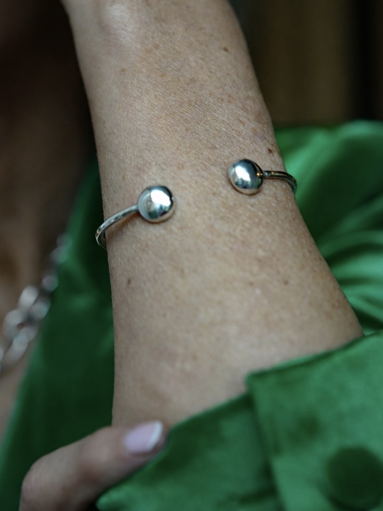 MOLTEN PEBBLE CUFF BRACELET