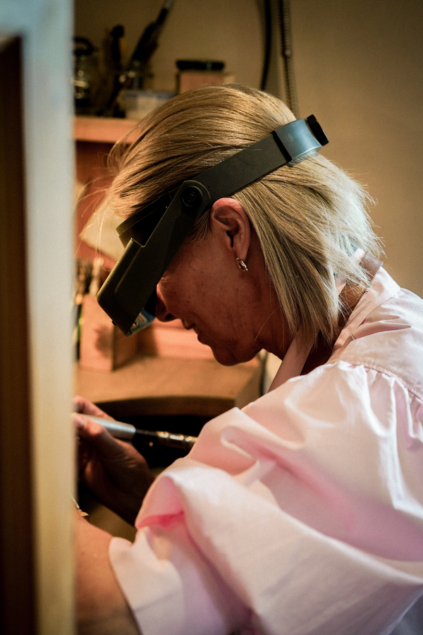 NECKLACE RE-STRING, CLEAN AND POLISH